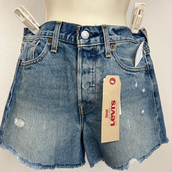 Denim Shorts - LEVI's Wedgie Fit - Picture 9 of 9